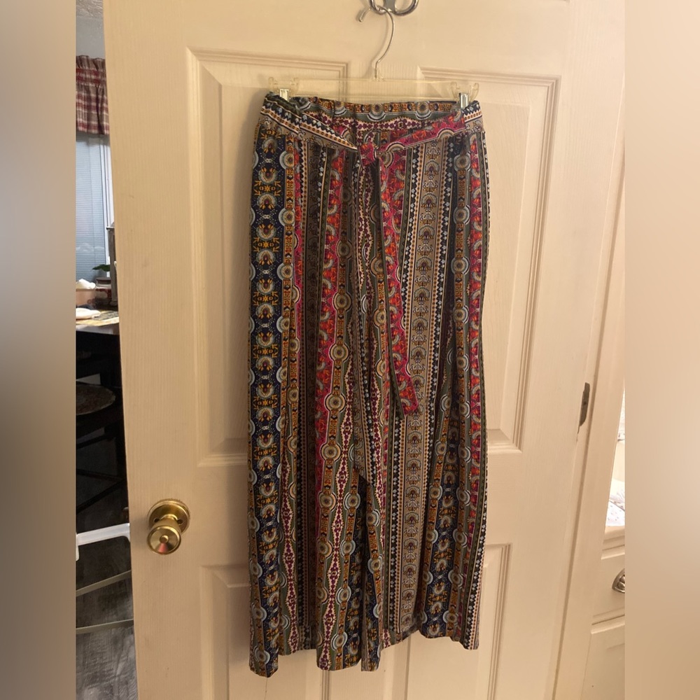 Cropped Pants